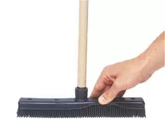 Balais Caout.Renforce Métal Noir trou 16mm