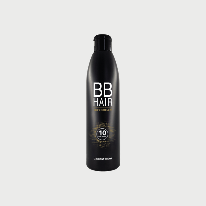 https://cdn.shopify.com/s/files/1/0849/0457/5309/files/BBHair_Oxy_10vol_300ml.png?v=1732701120