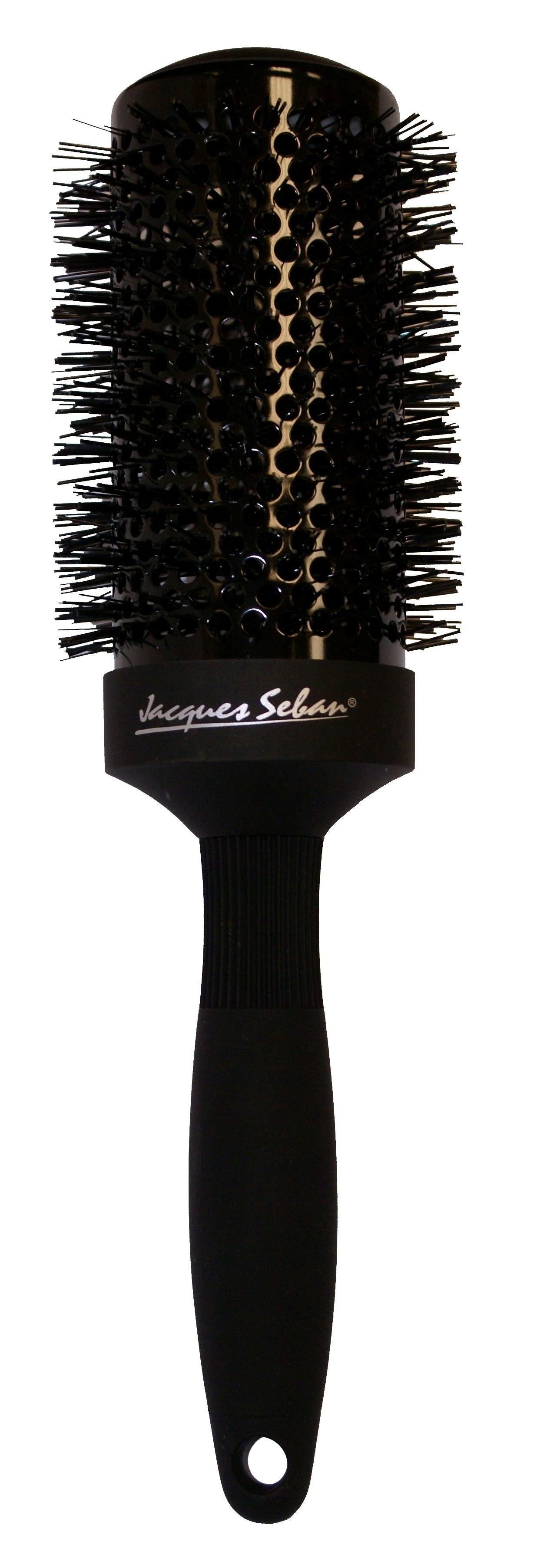 https://cdn.shopify.com/s/files/1/0849/0457/5309/files/brosse-ceramique-noire-jacques-seban-53-mm.jpg?v=1733827572