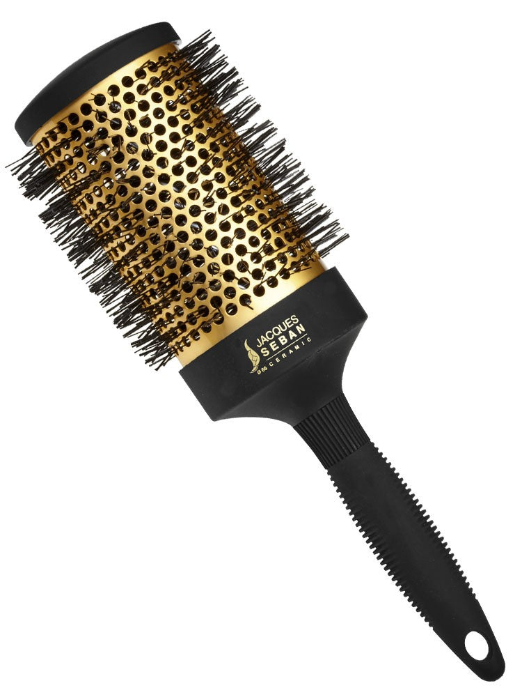 https://cdn.shopify.com/s/files/1/0849/0457/5309/files/brosse-ronde-ceramique-doree-jacques-seban-65-mm.jpg?v=1733827582