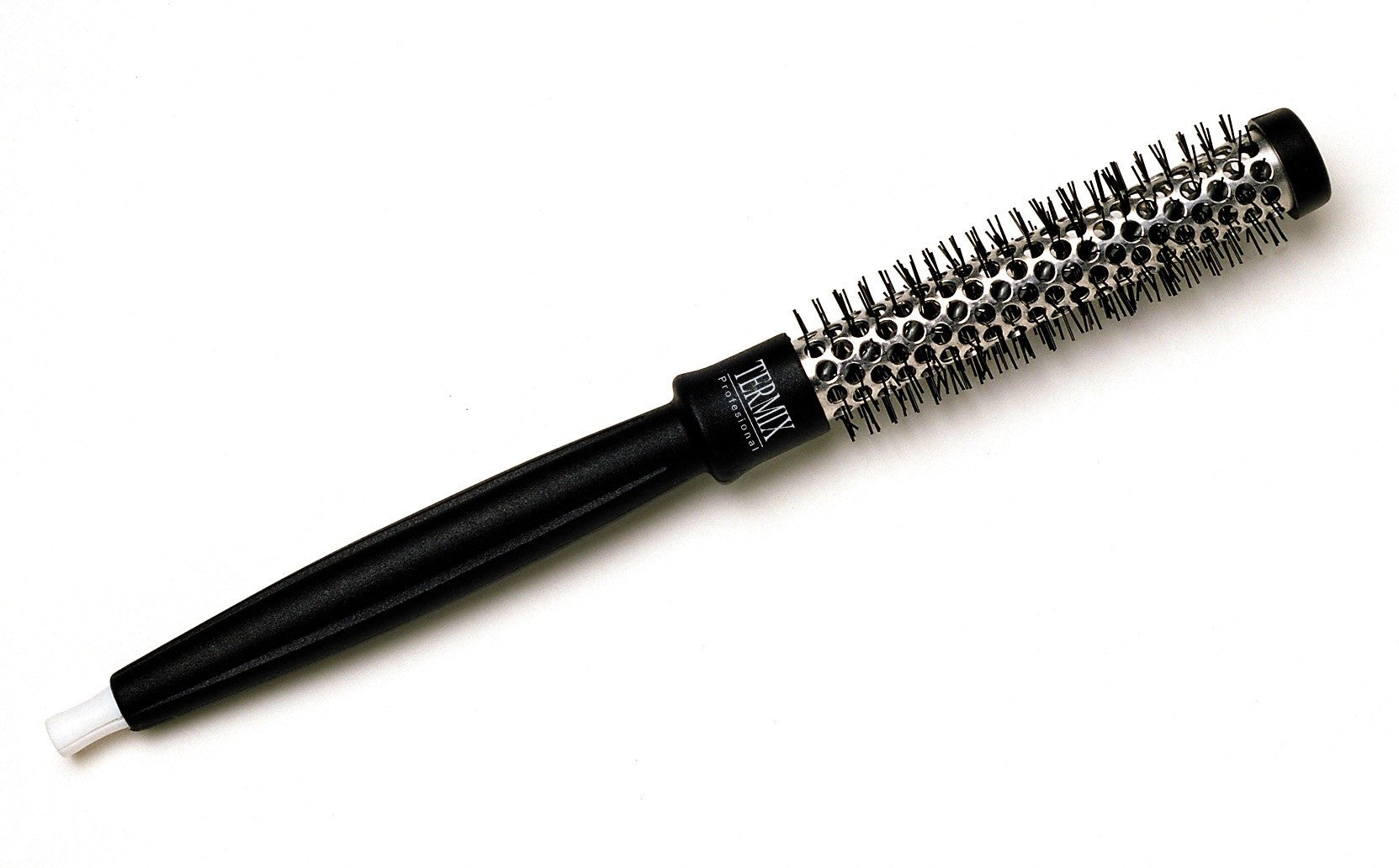 https://cdn.shopify.com/s/files/1/0849/0457/5309/files/brosse-ronde-professionnelle-sous-blister-termix-17-mm.jpg?v=1733826853