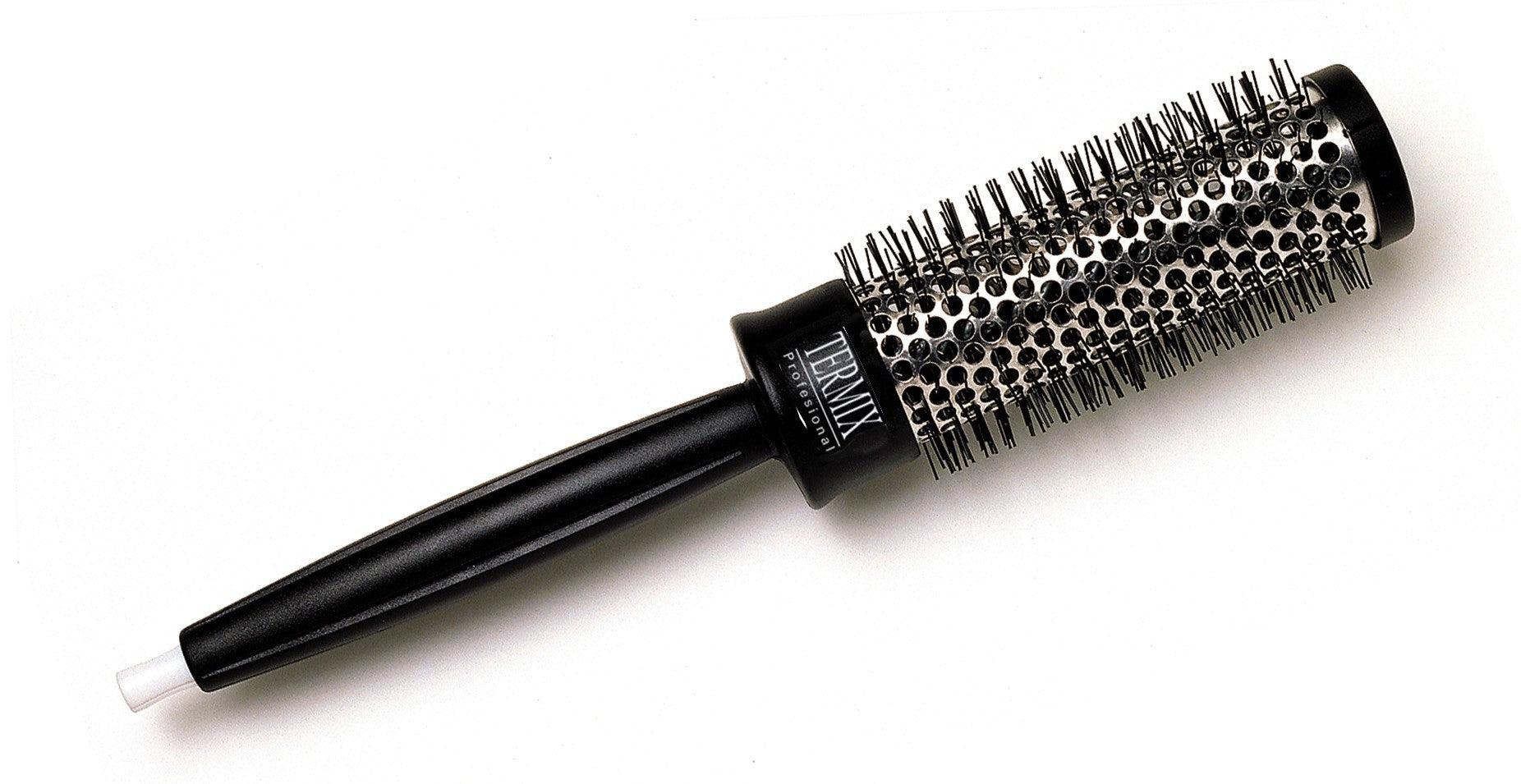 https://cdn.shopify.com/s/files/1/0849/0457/5309/files/brosse-ronde-professionnelle-sous-blister-termix-32-mm.jpg?v=1733826850