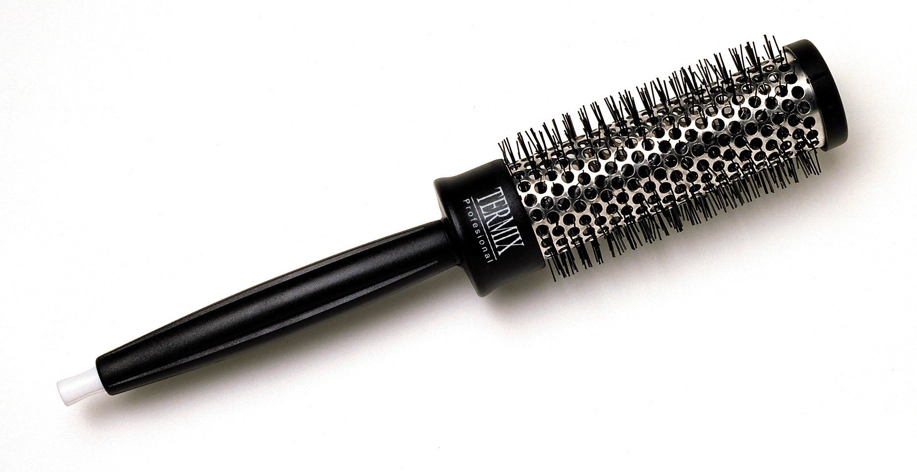 https://cdn.shopify.com/s/files/1/0849/0457/5309/files/brosse-ronde-professionnelle-sous-blister-termix-37-mm.jpg?v=1733826849