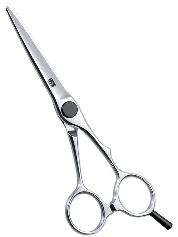 https://cdn.shopify.com/s/files/1/0849/0457/5309/files/ciseaux-de-coiffure-semi-desaxe-xp-kasho-taille-5-8.jpg?v=1733826697