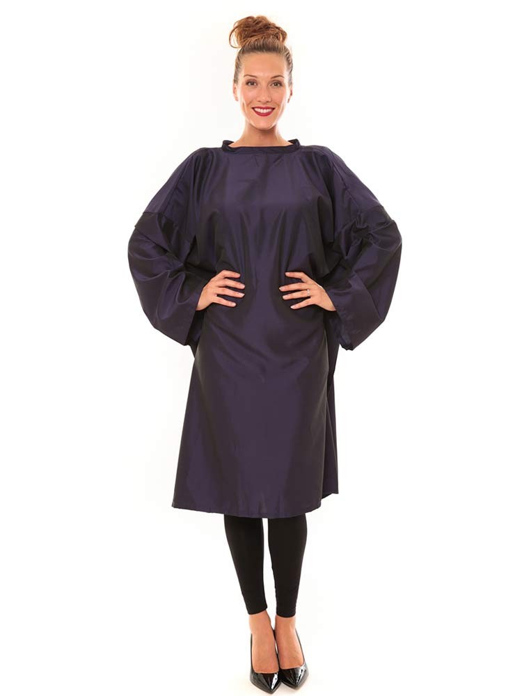 https://cdn.shopify.com/s/files/1/0849/0457/5309/files/peignoir-de-coiffure-soft-noir-jacques-seban.jpg?v=1733826946
