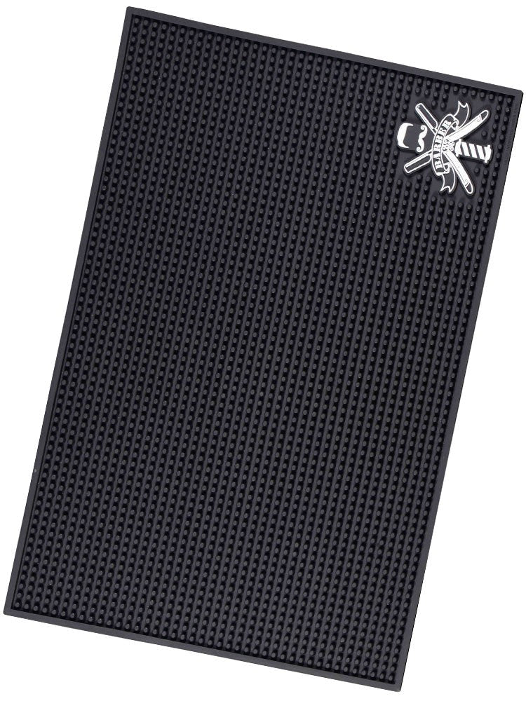 https://cdn.shopify.com/s/files/1/0849/0457/5309/files/tapis-pour-outils-barbier-et-coiffure-barber-mat.jpg?v=1733827189